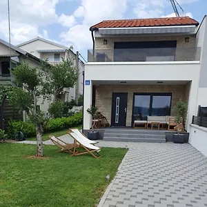  Apartment Zlata